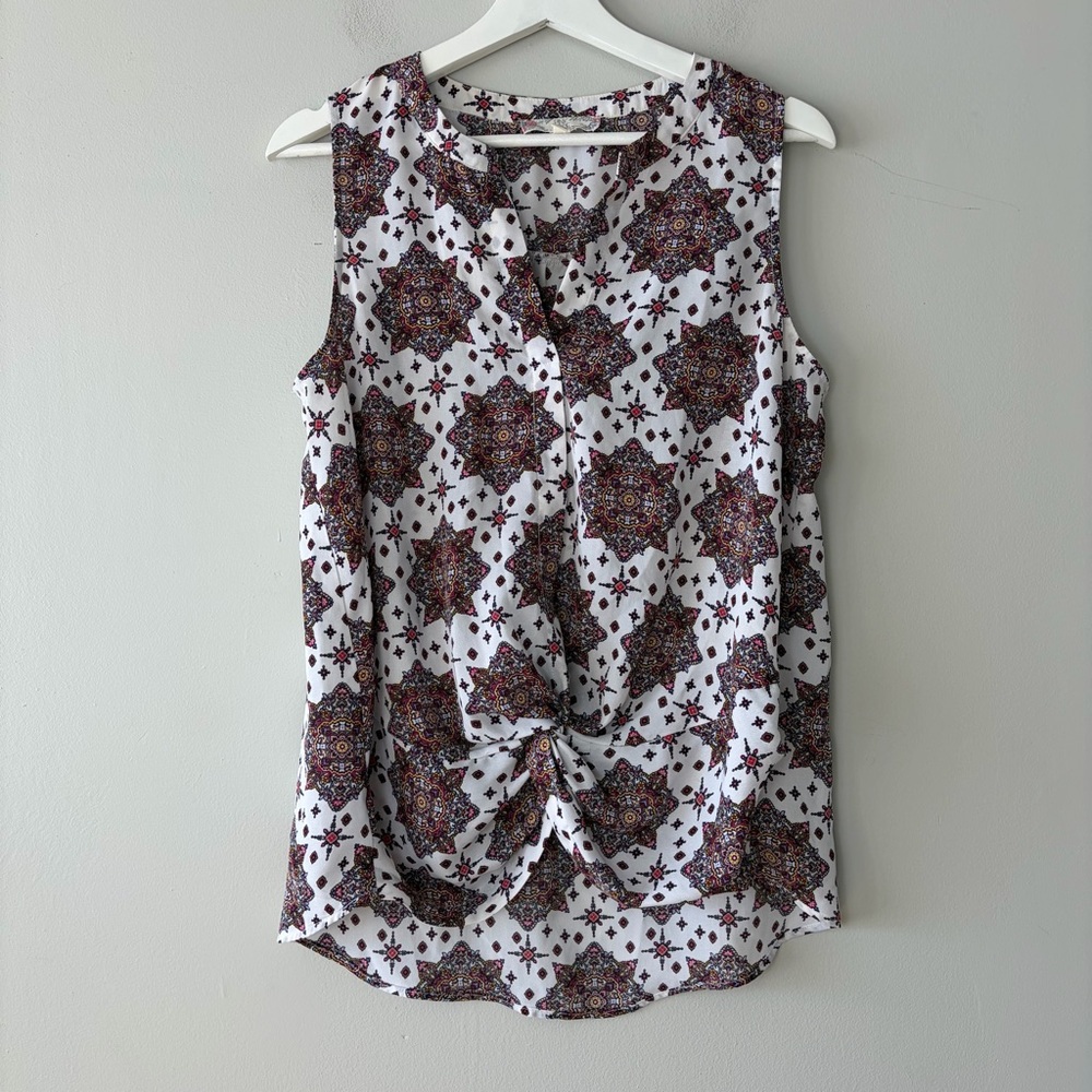 Pink Rose White and‎ Geometric Sleeveless Blouse Women's XL